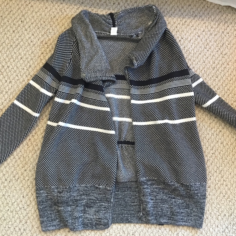 Ivivva Knit Sweater Wrap